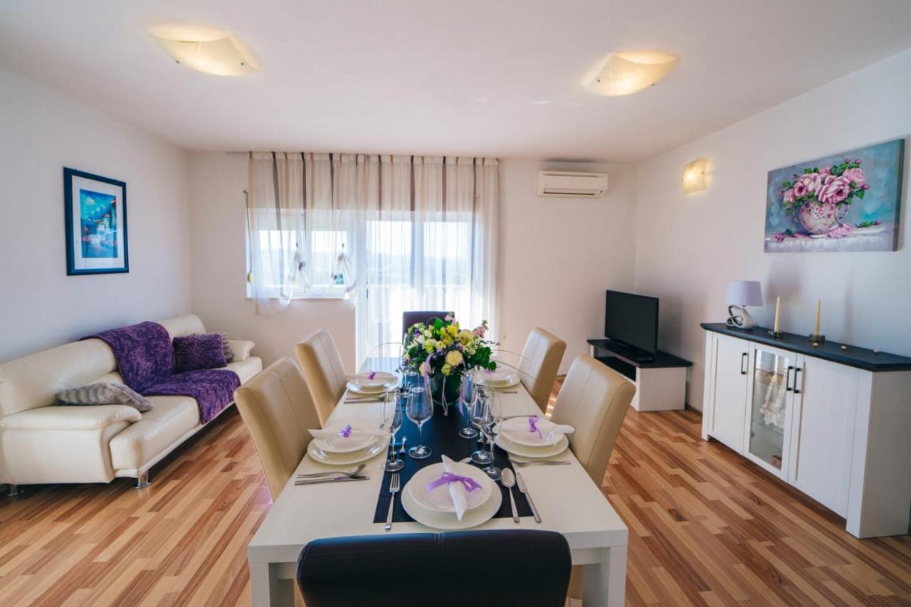 Apartmani Lucante Сплит Екстериор снимка