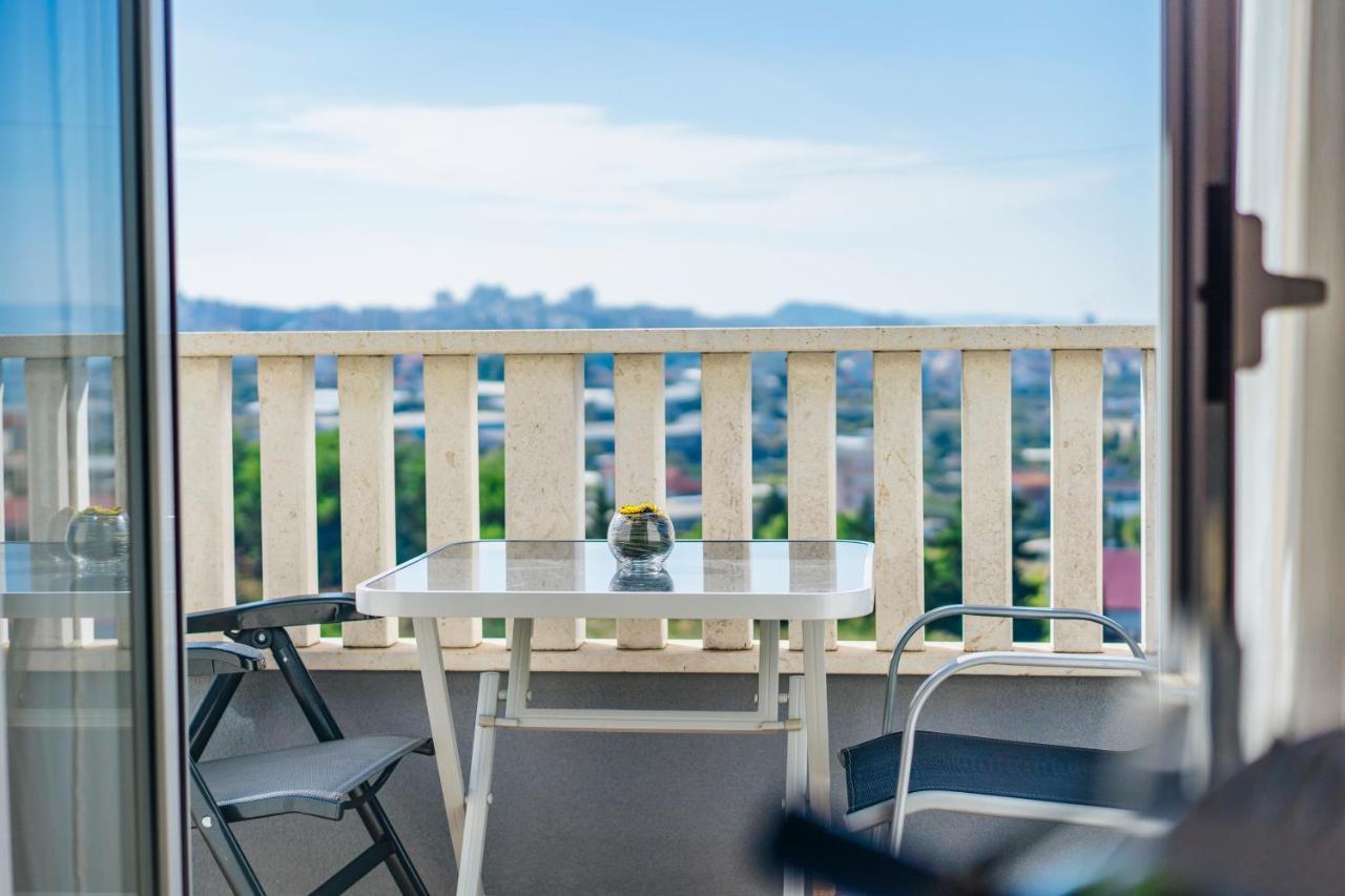 Apartmani Lucante Сплит Екстериор снимка